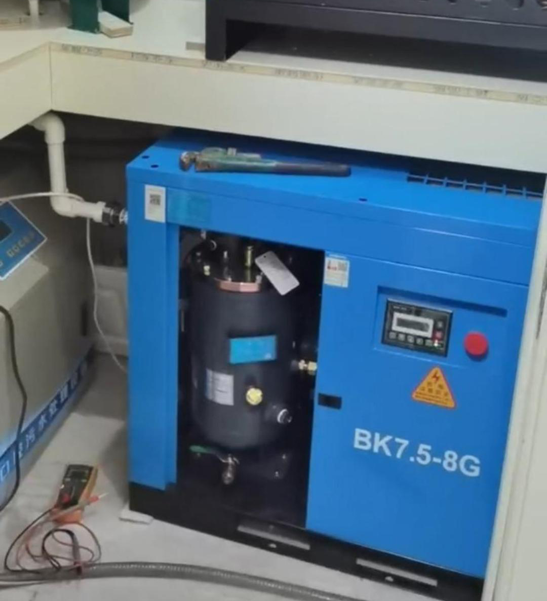 口腔醫院(yuan)用上了開山螺杆(gan)空壓機